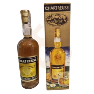 Botella de Chartreuse amarilla fabricada en Tarragona.