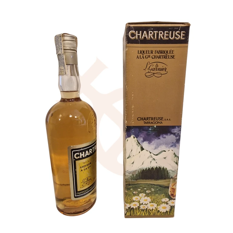 Botella de Chartreuse amarillo elaborado en Tarragona - Imagen 3