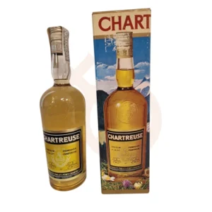 Botella de Chartreuse amarilla fabricada en Tarragona