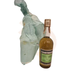 Botella de Chartreuse verde de Tarragona